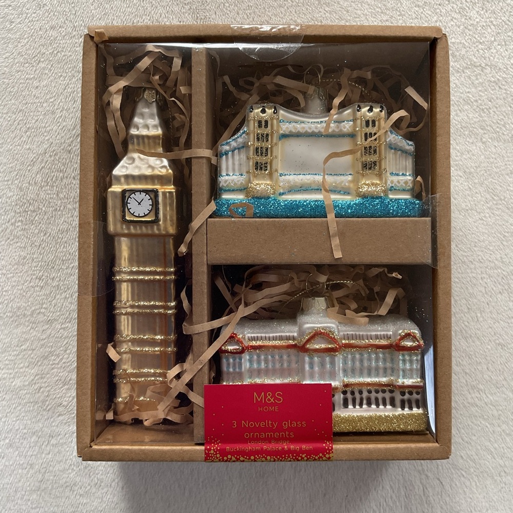 M&S Marks & Spencer 3 Glass Novelty Christmas Ornaments London Icons Big Ben